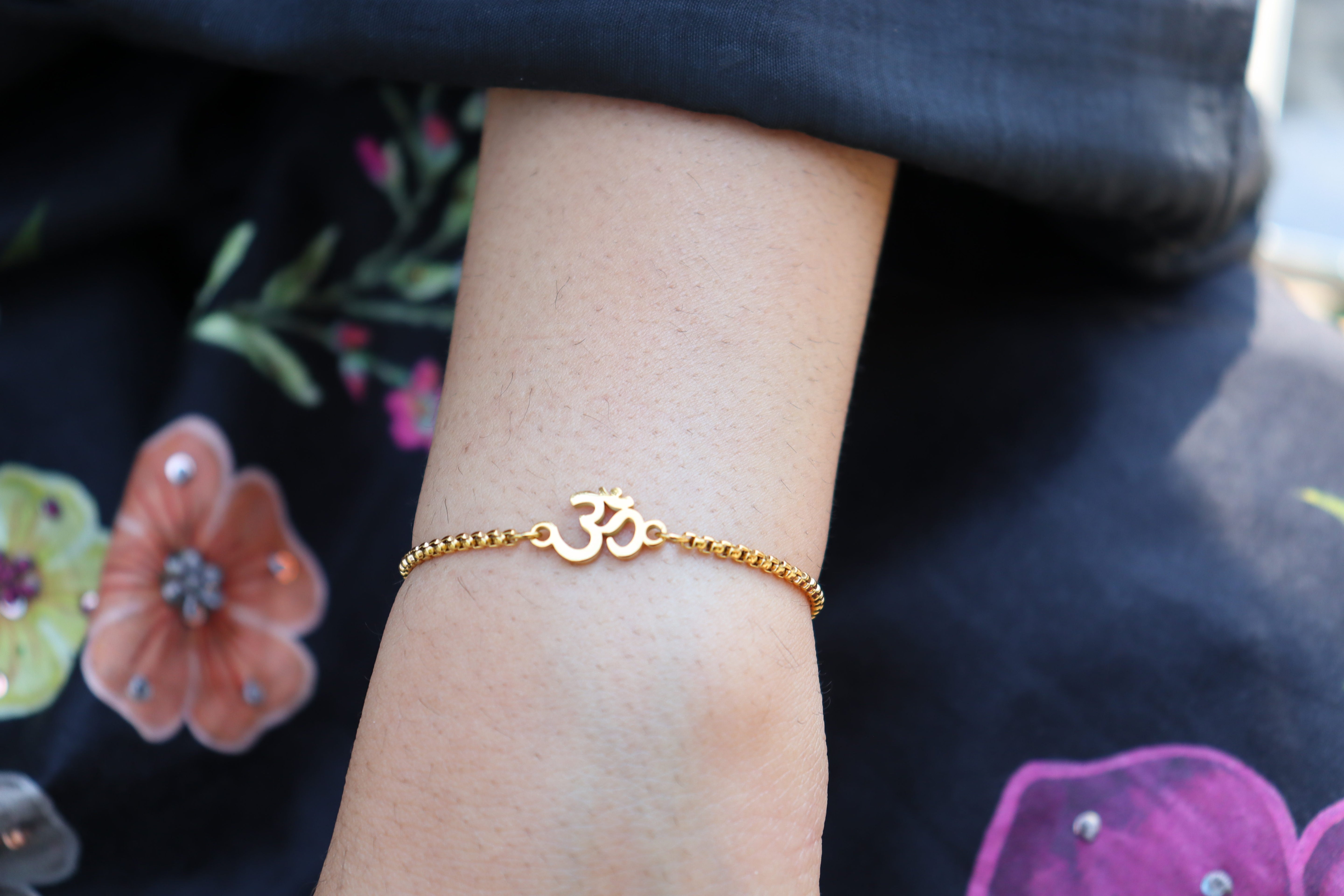 OM Bolo Bracelet-thumbmail-1