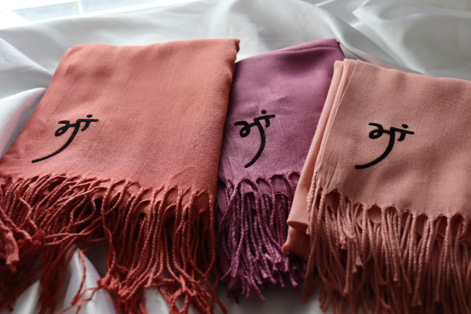Maa Pashmina Scarf-thumbmail-2