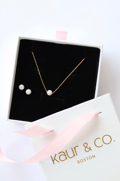 Sahiba Pearl Set