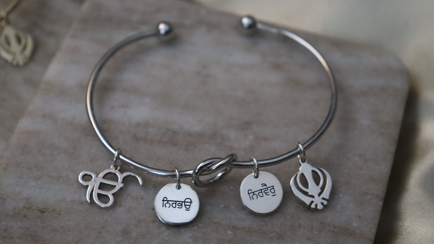 Nirbhau Nirvair Charm Cuff Bangle